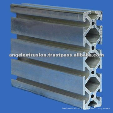 Extrusion d&#39;aluminium pour profil industriel